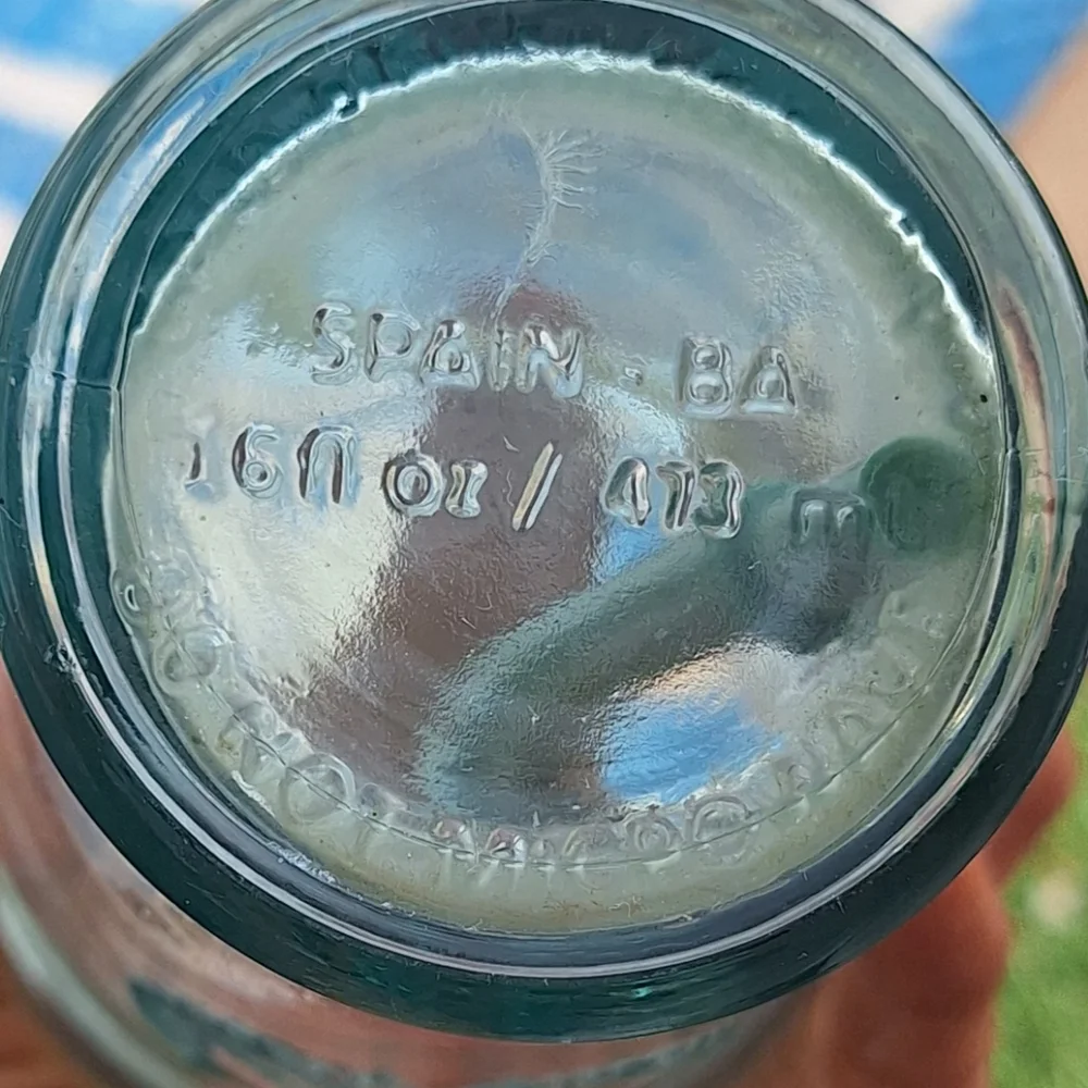 Starbucks Recycled Glass Cold Cup 16-ounce (Grande) size - Picture 10 of 10